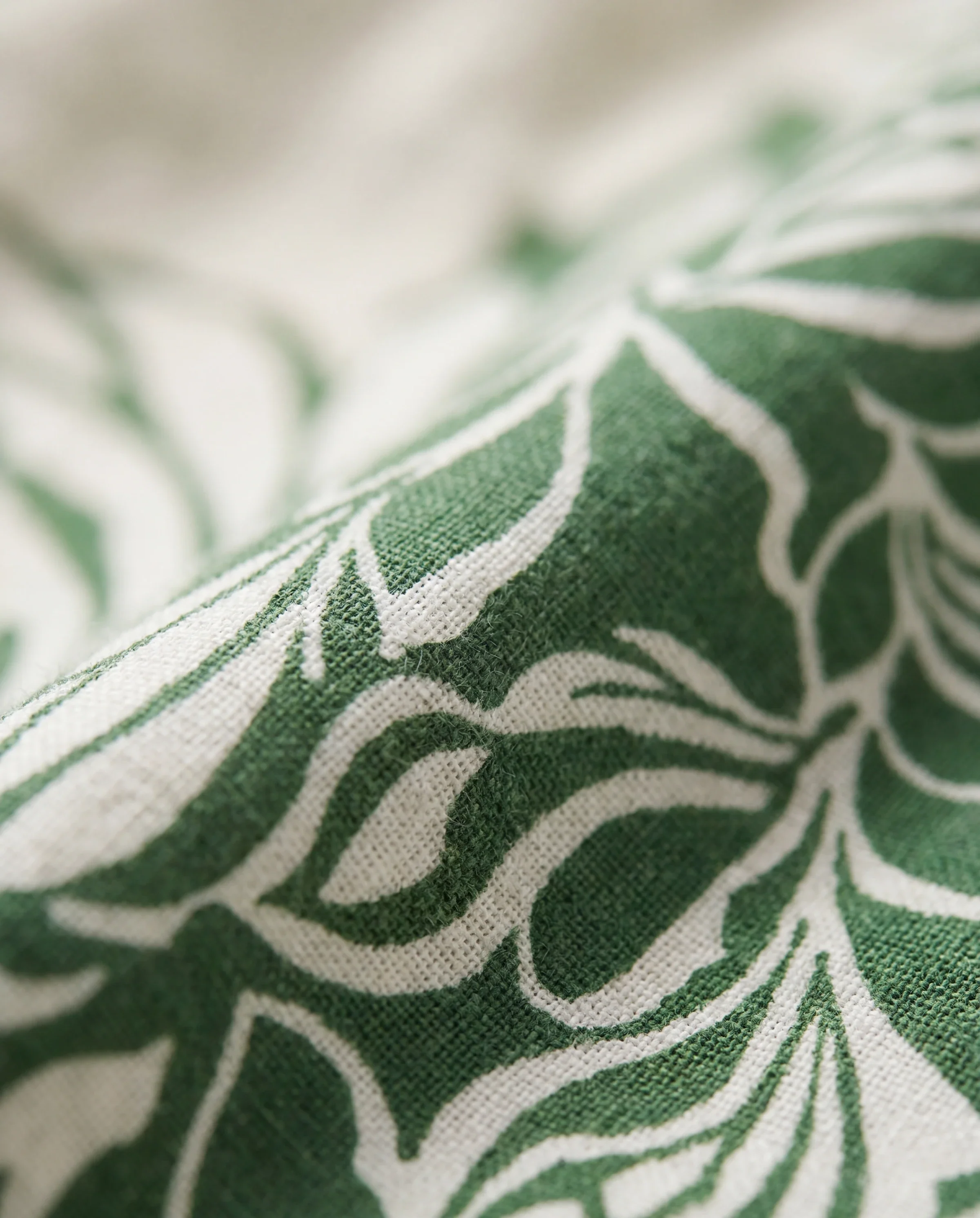 Daddy & Daughter Leaf Print Short-sleeve Shirt or Halter Dress Green Set Green - Image 5