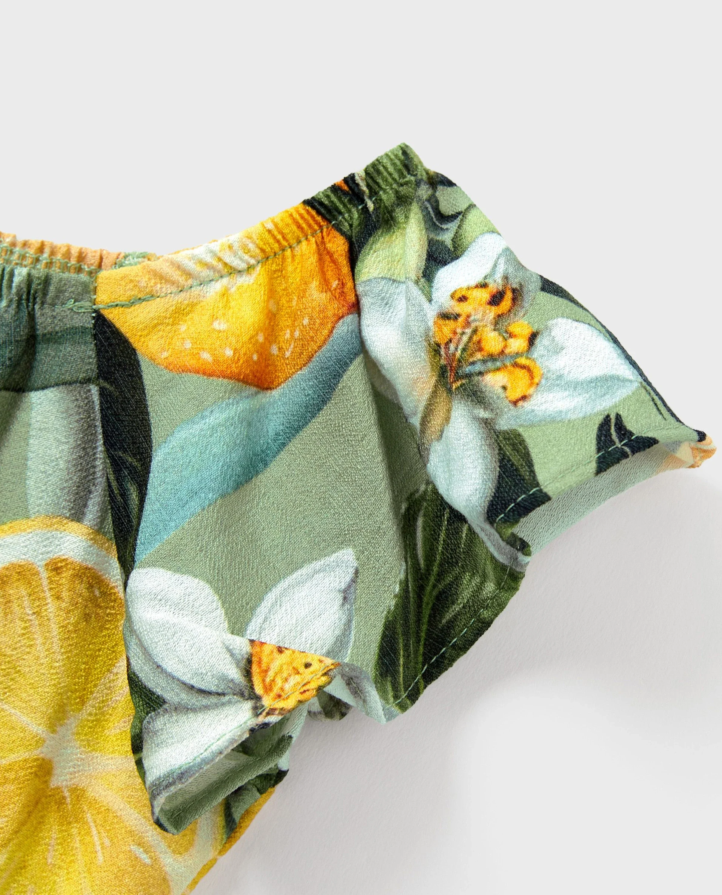 Daddy & Daughter Outfits – Lemon Print Hawaiian Shirts & Summer Dresses – Tropical Vacation Clothes for Men, Women & Kids Green - Image 6