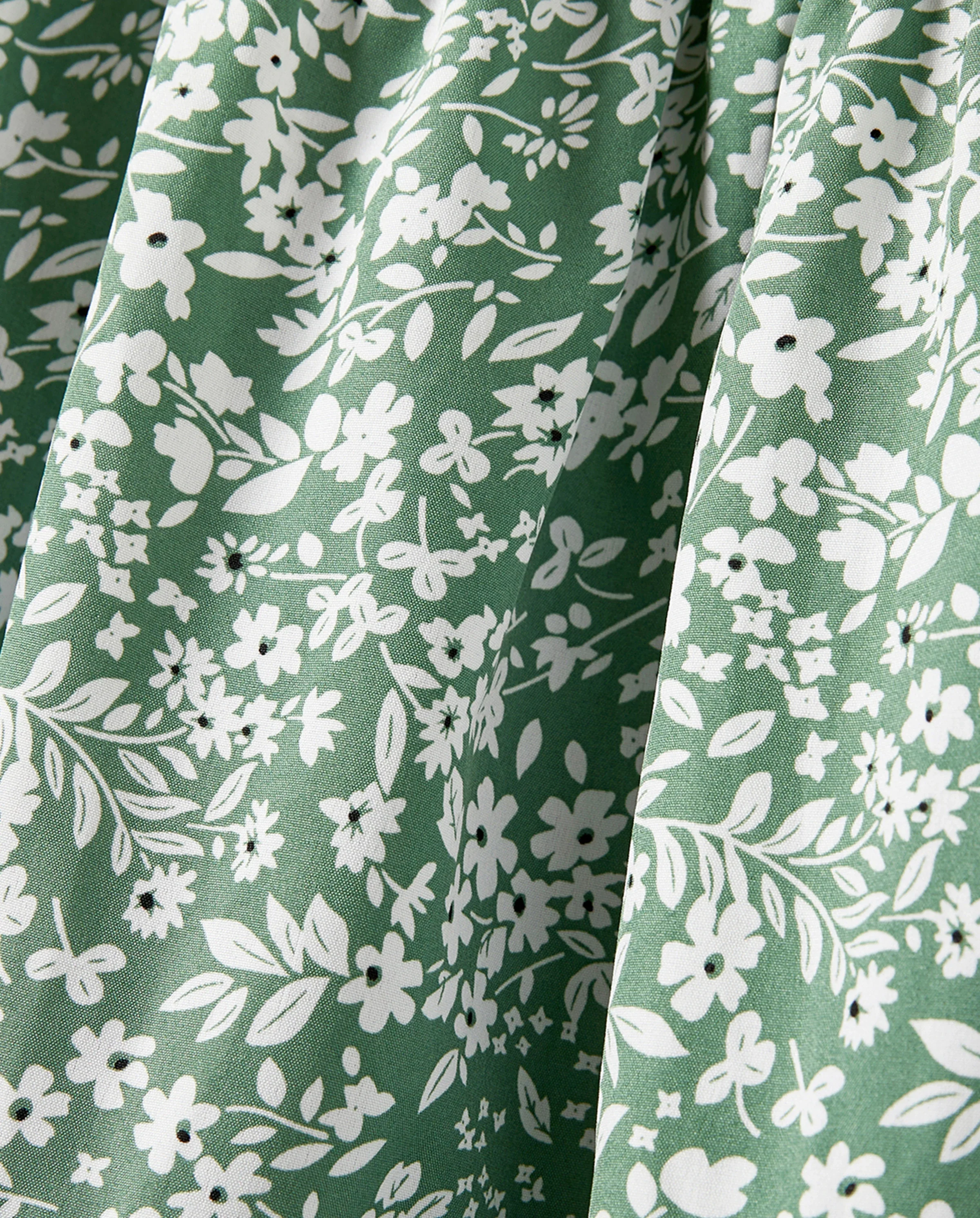 Elegant Broken Flower Matching Outfits for Family, Smocking Design, Medium Thickness Green - Image 7