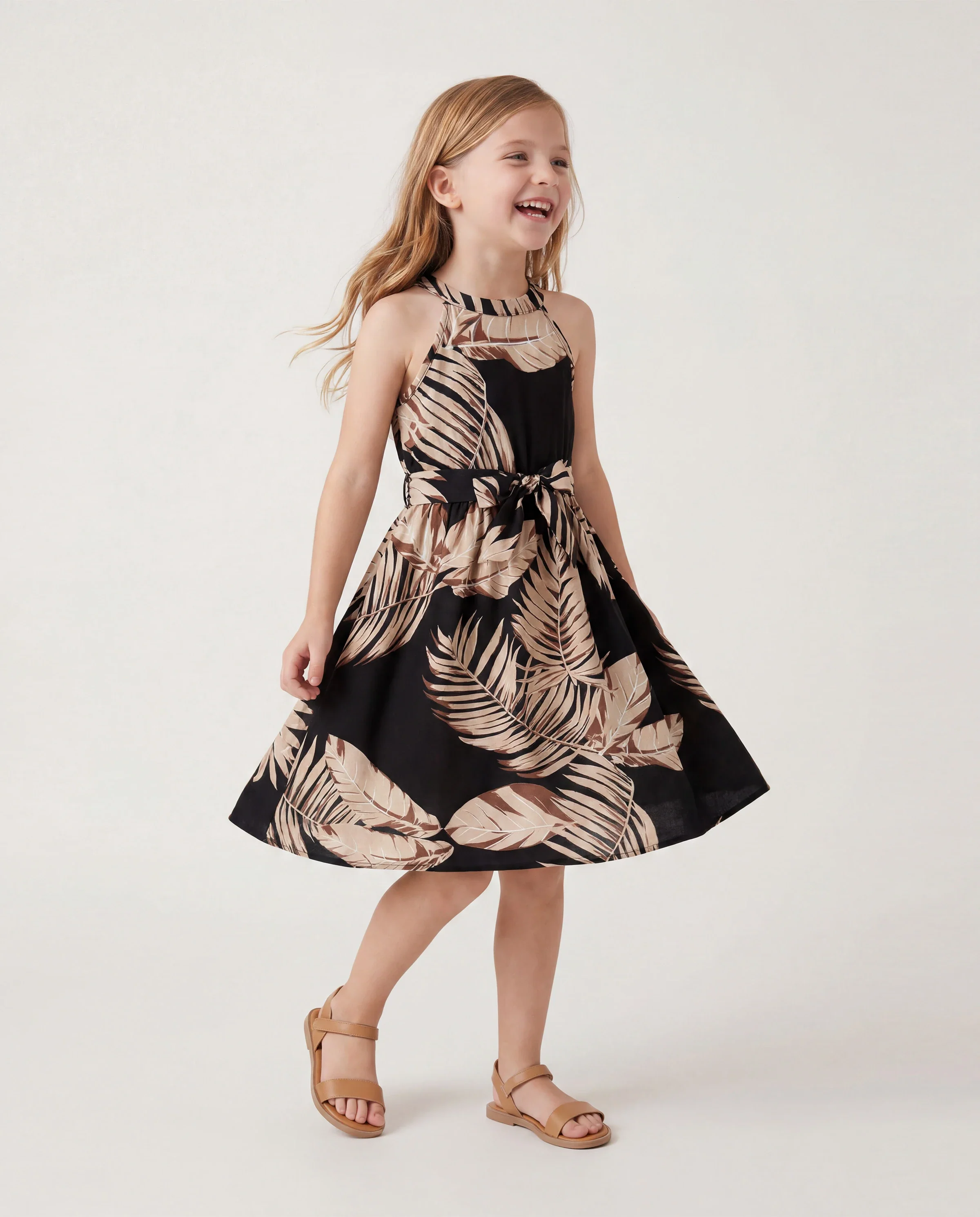 Family Matching Solid Leaf Sleeveless Halter Dresses And Short Sleeve Tops Sets Black - Image 3