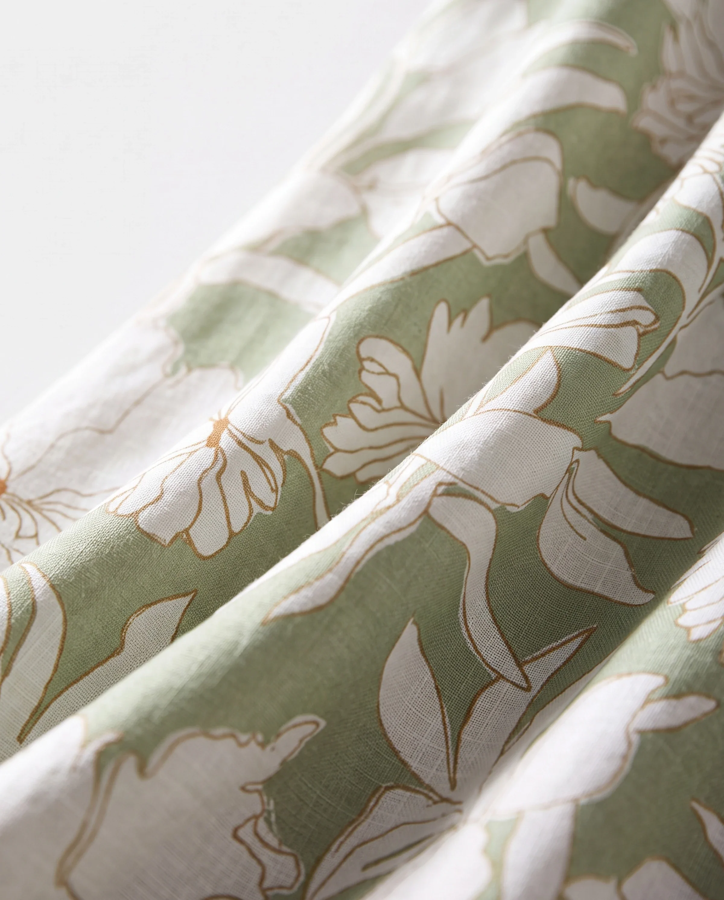 Matching Family Outfits Tropical Floral Print Strap Dress or Short-sleeve Colorblock Shirts Set Pale Green - Image 7