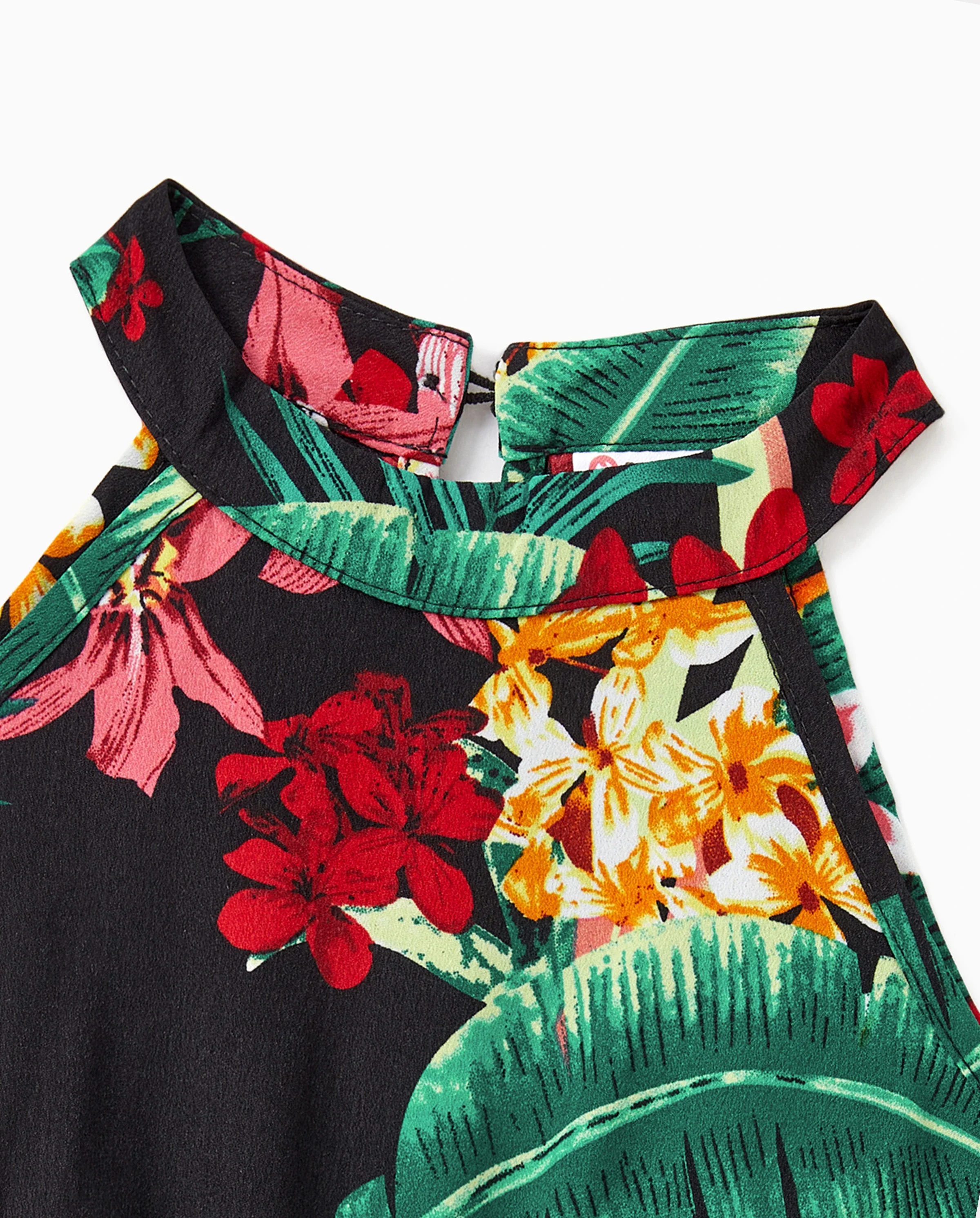 Mommy and Me Family Matching Allover Plant Floral Print Halterneck Dresses and Short-sleeve Shirts Sets Black - Image 6