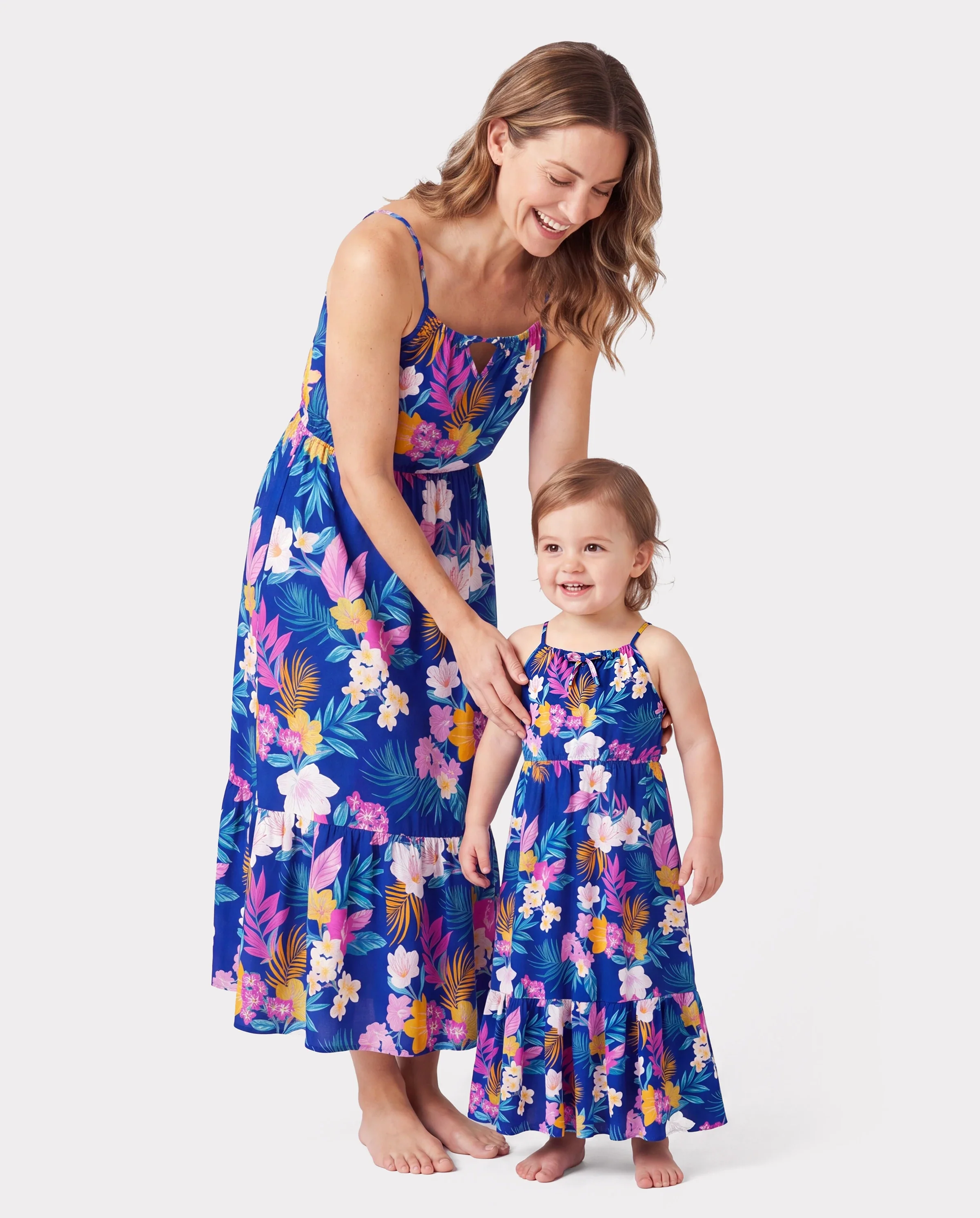 Mommy and Me Matching Family Hawaiian Outfits Tropical Floral Print Strap Dress or Short-sleeve Shirts & Shorts Set Summer Beachwear Set for Vacation Deep Blue