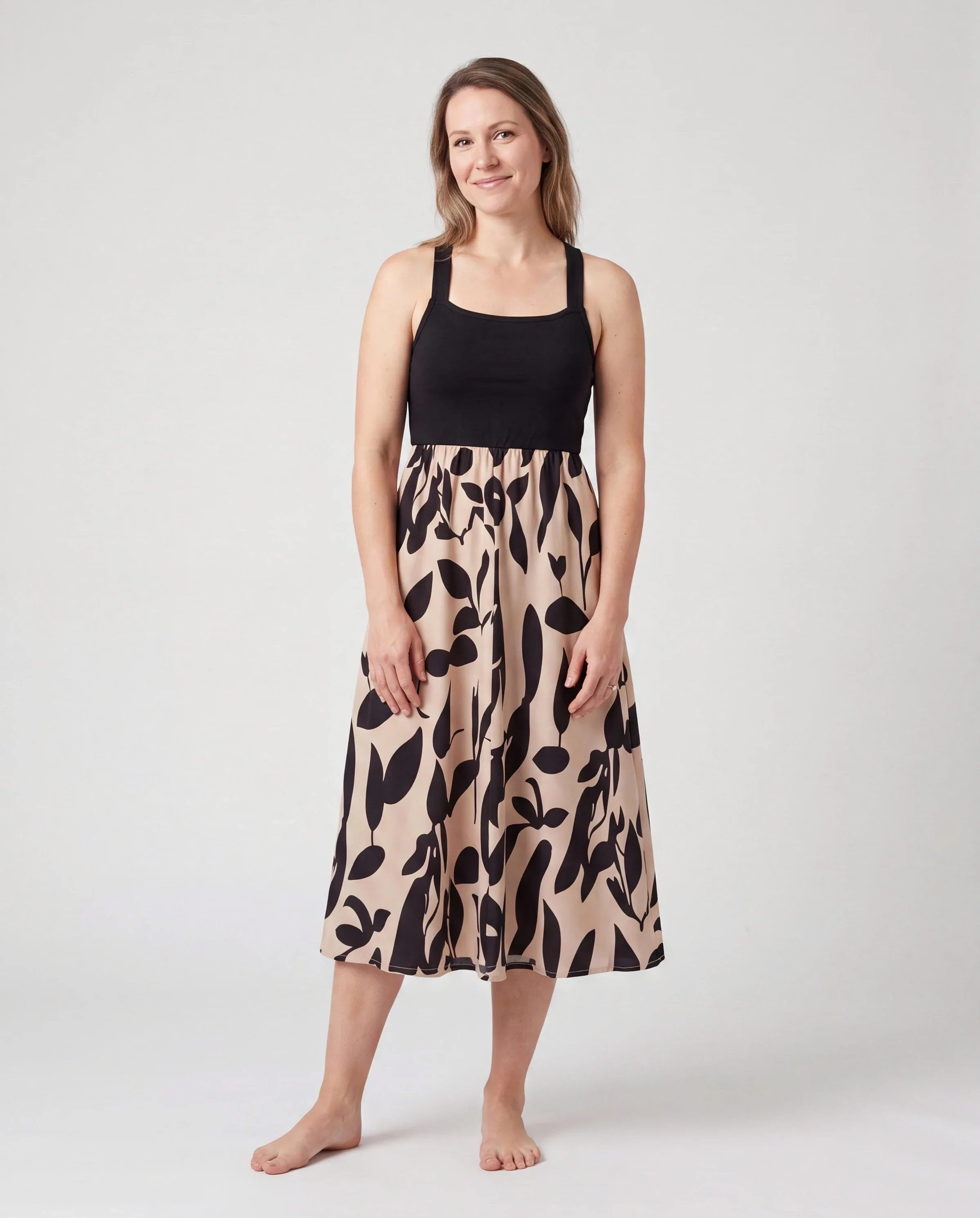 Mommy & me Cross Back Floral Strap Dress and Colorblock Top Sets Black - Image 2